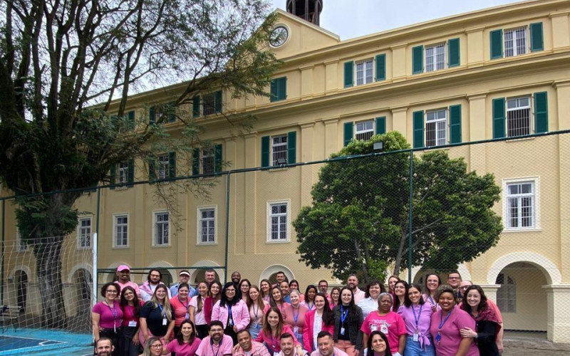 Fundação O Pão dos Pobres no mês do Outubro Rosa   