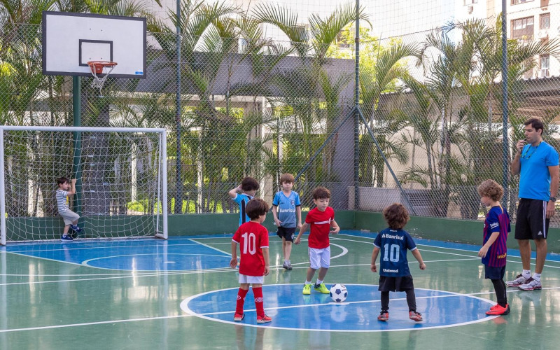 Futkids apresenta dinâmica da iniciação do futebol para crianças em condomínios de Porto Alegre e região metropolitana